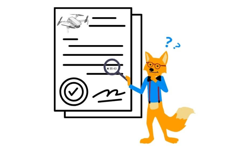 Der Smart Home Fox Experte liest das Kleingedruckte einer Drohnen Haftpflichtversicherung